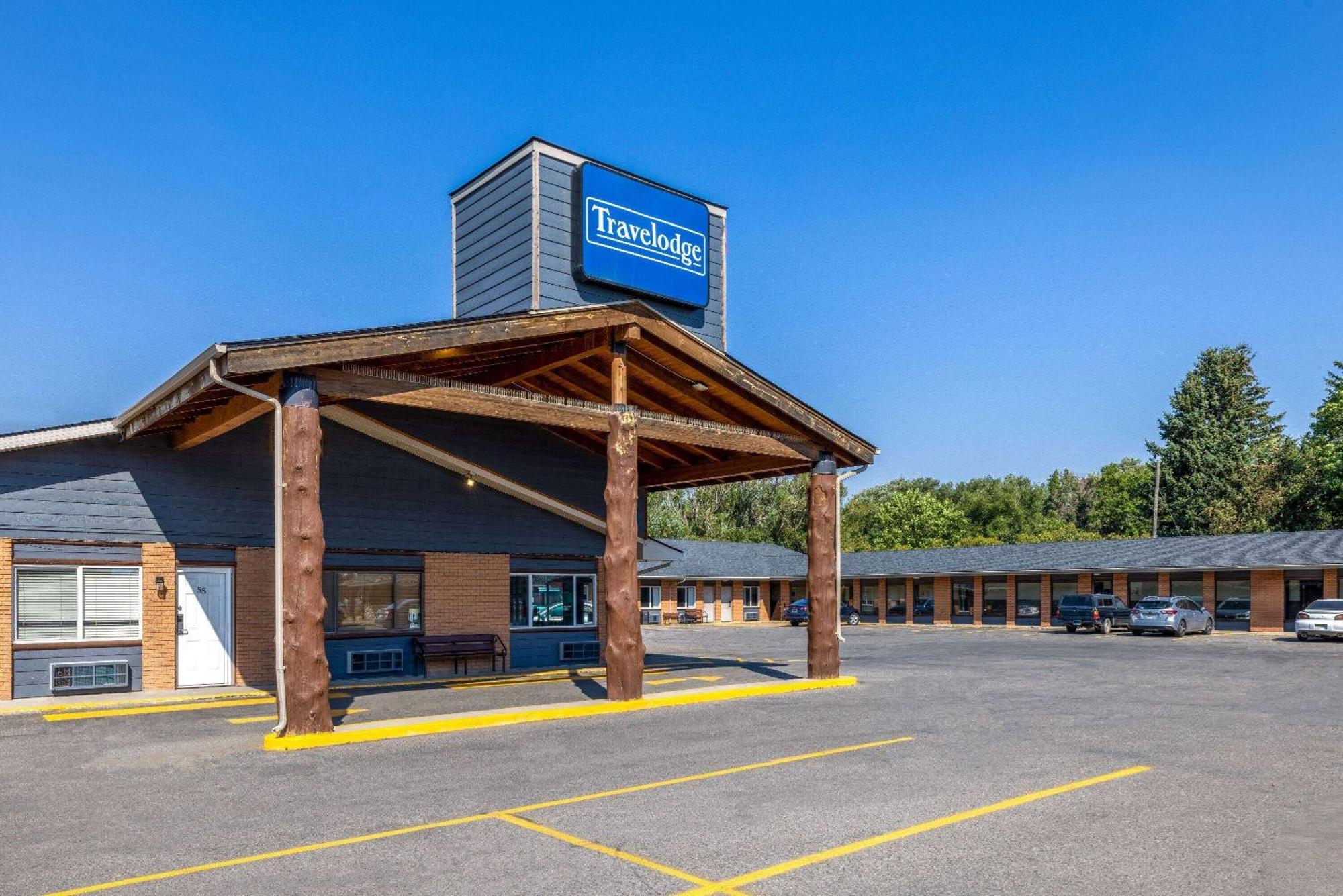 Travelodge By Wyndham Ливингстон Экстерьер фото